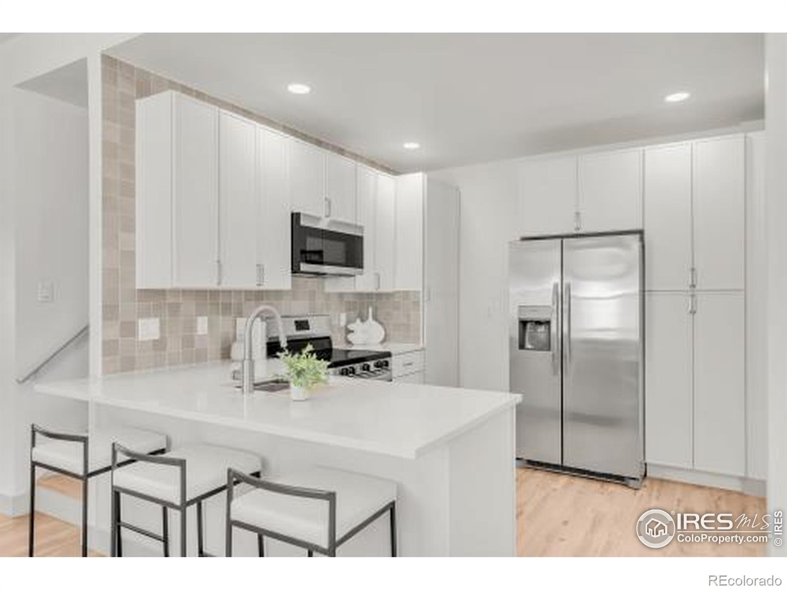 MLS Image #18 for 3139 n vine street,denver, Colorado