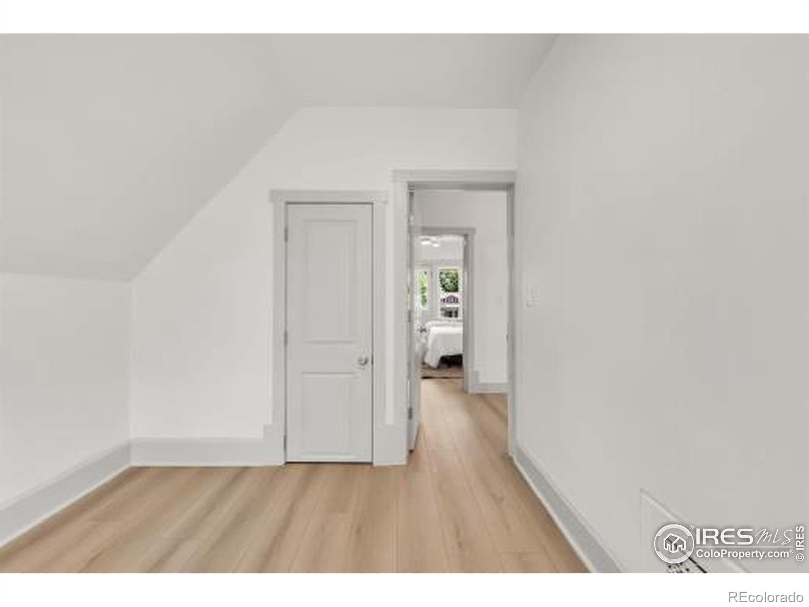 MLS Image #33 for 3139 n vine street,denver, Colorado