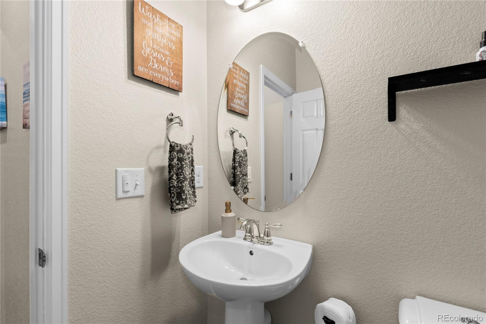MLS Image #20 for 15968 e otero avenue,centennial, Colorado