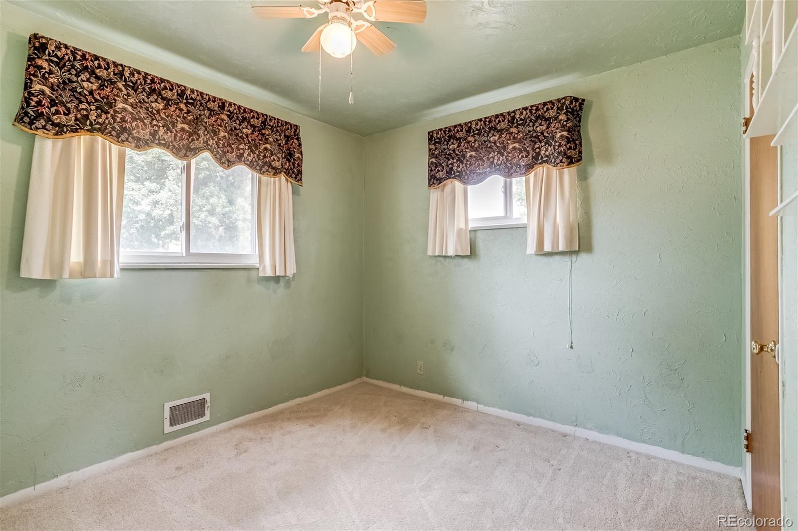 MLS Image #12 for 6930 w calahan avenue,lakewood, Colorado