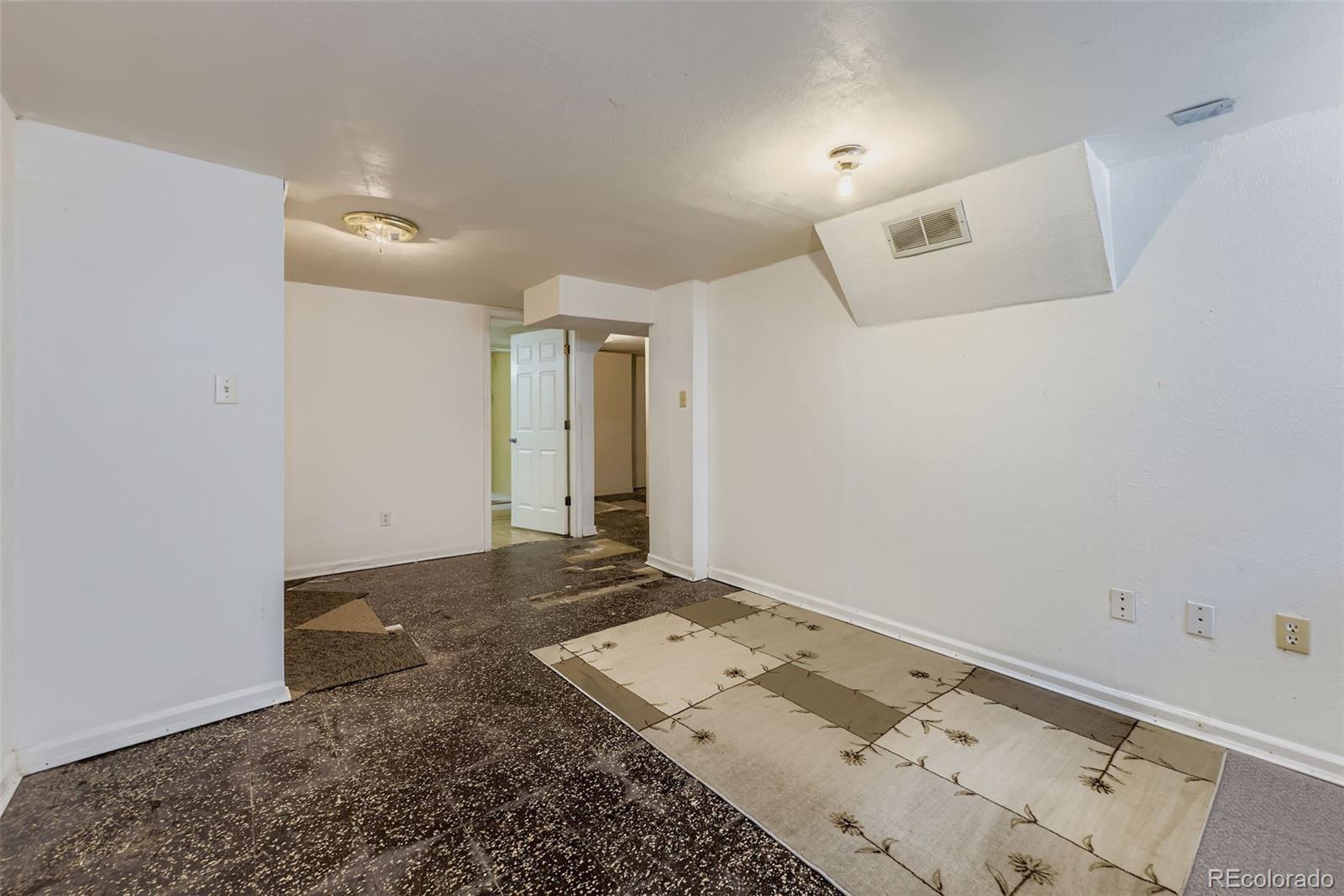 MLS Image #19 for 3334 n madison street,denver, Colorado
