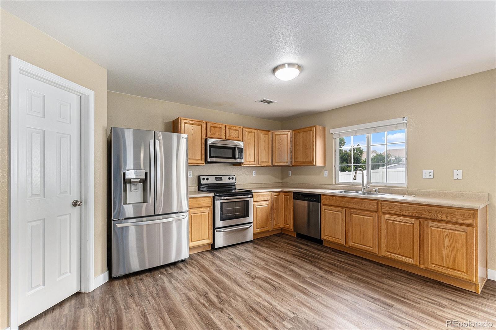 MLS Image #11 for 5440  perth street,denver, Colorado
