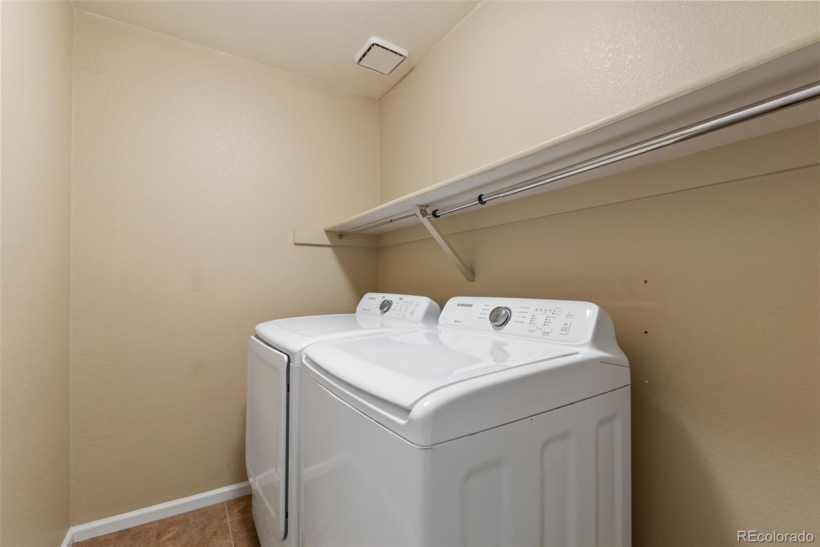 MLS Image #14 for 5371 s dunkirk way,centennial, Colorado