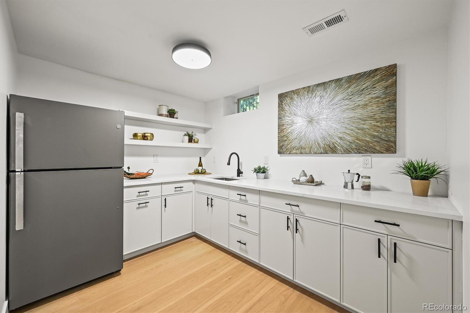 MLS Image #40 for 734 n downing street,denver, Colorado