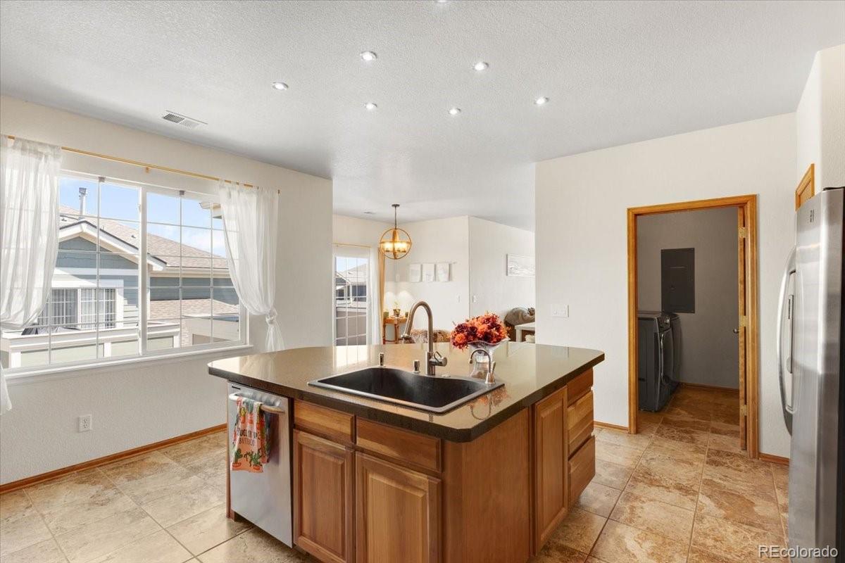 MLS Image #5 for 13859  legend trail,broomfield, Colorado