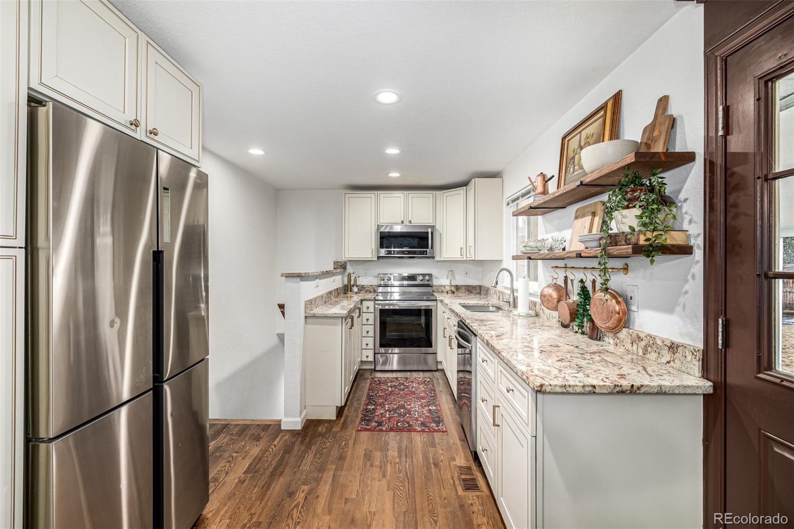 MLS Image #8 for 3760 s huron street,englewood, Colorado