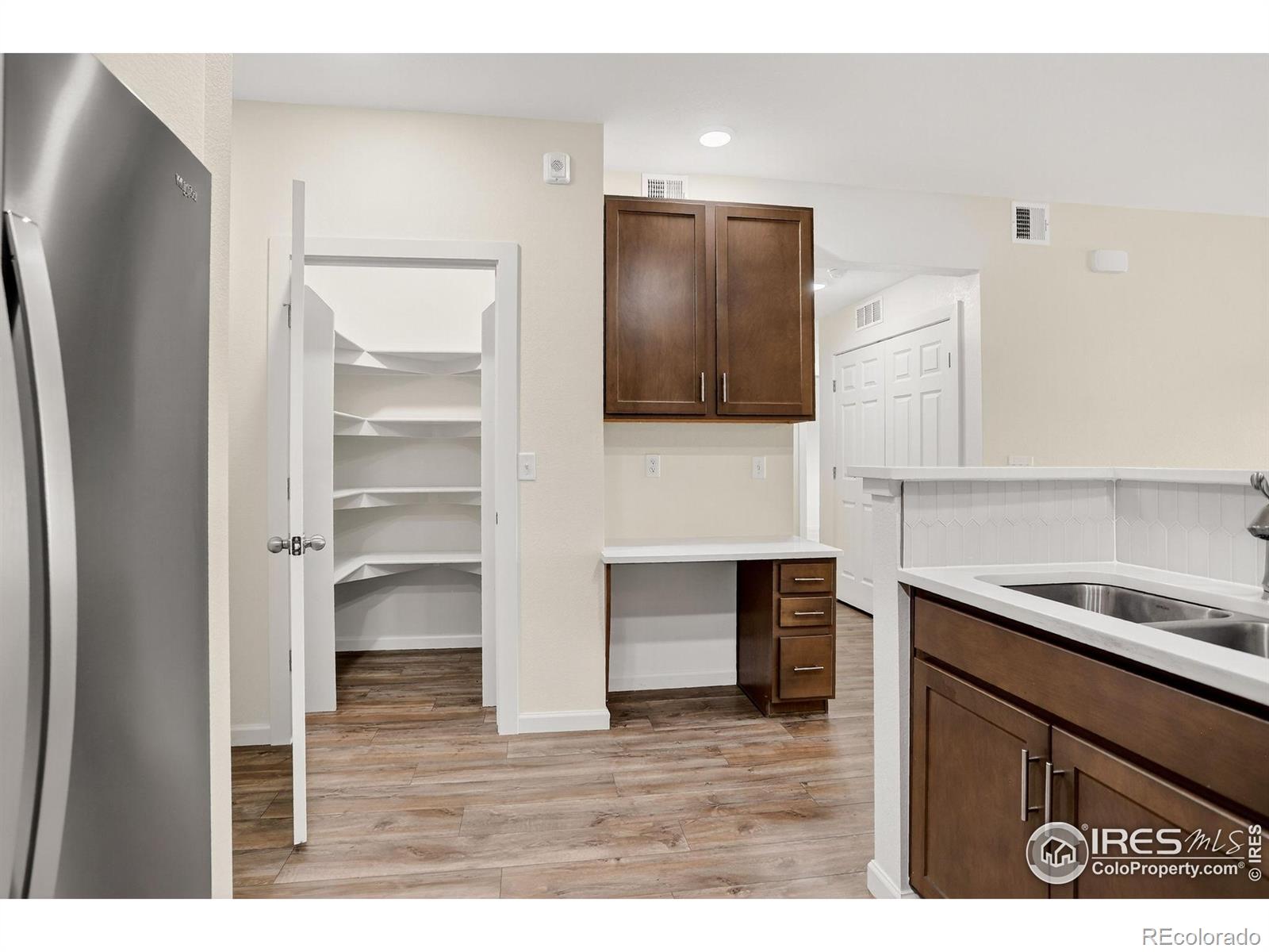 MLS Image #17 for 2435  calais drive,longmont, Colorado