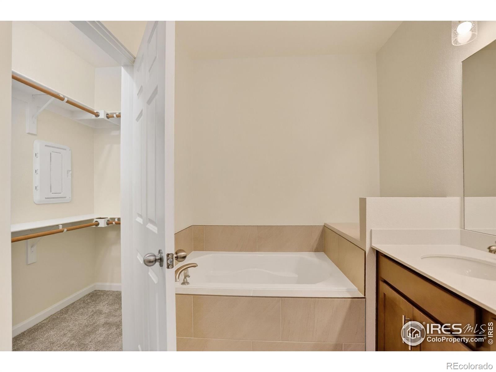 MLS Image #24 for 2435  calais drive,longmont, Colorado