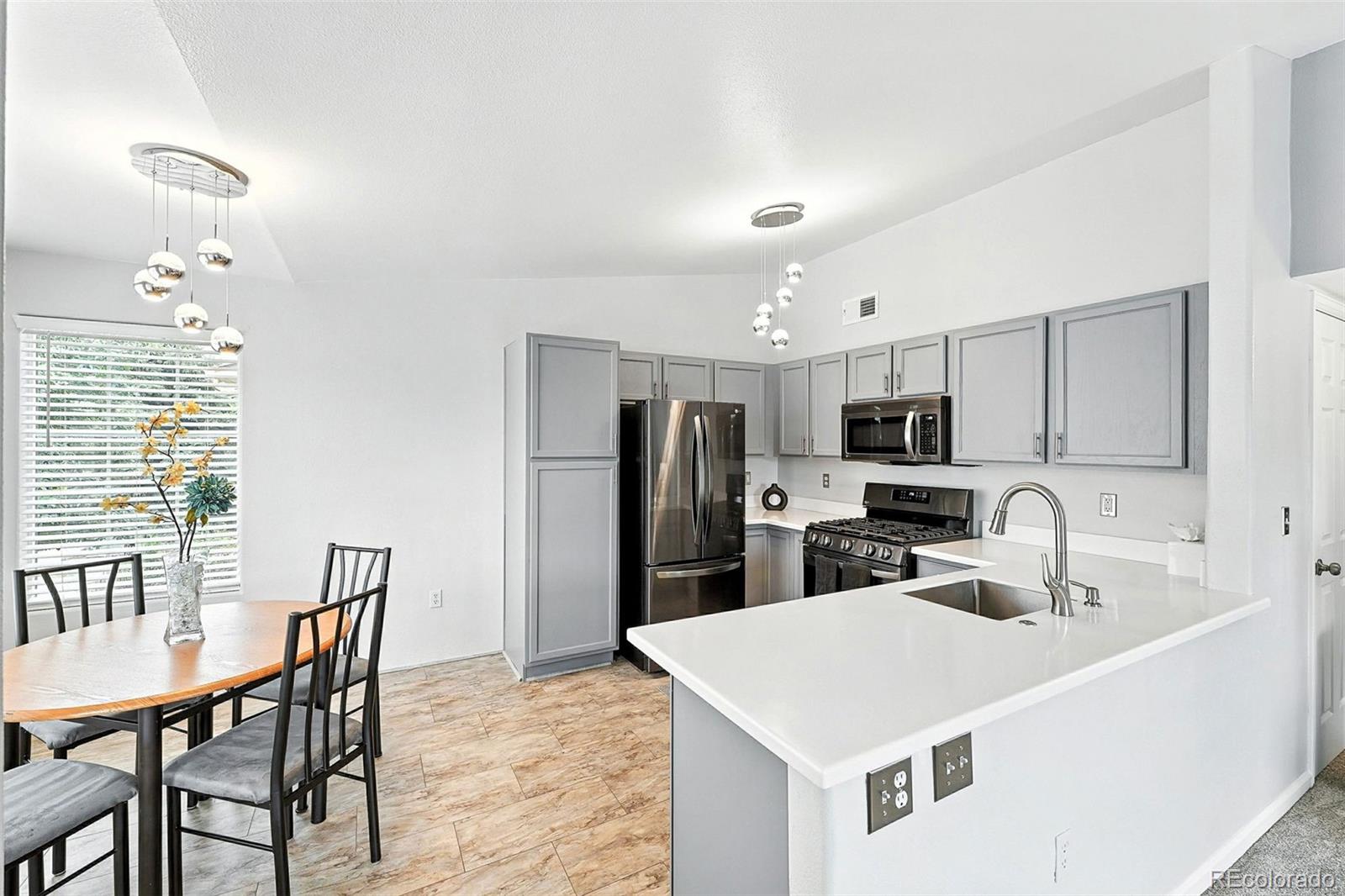 MLS Image #6 for 8755 w berry avenue,littleton, Colorado