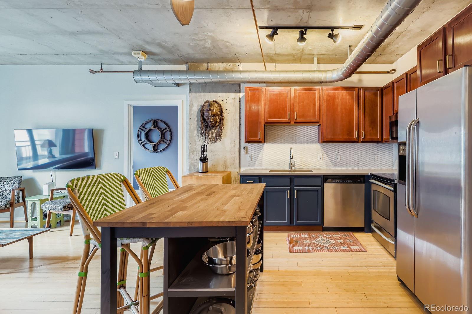 MLS Image #4 for 1475  delgany street,denver, Colorado