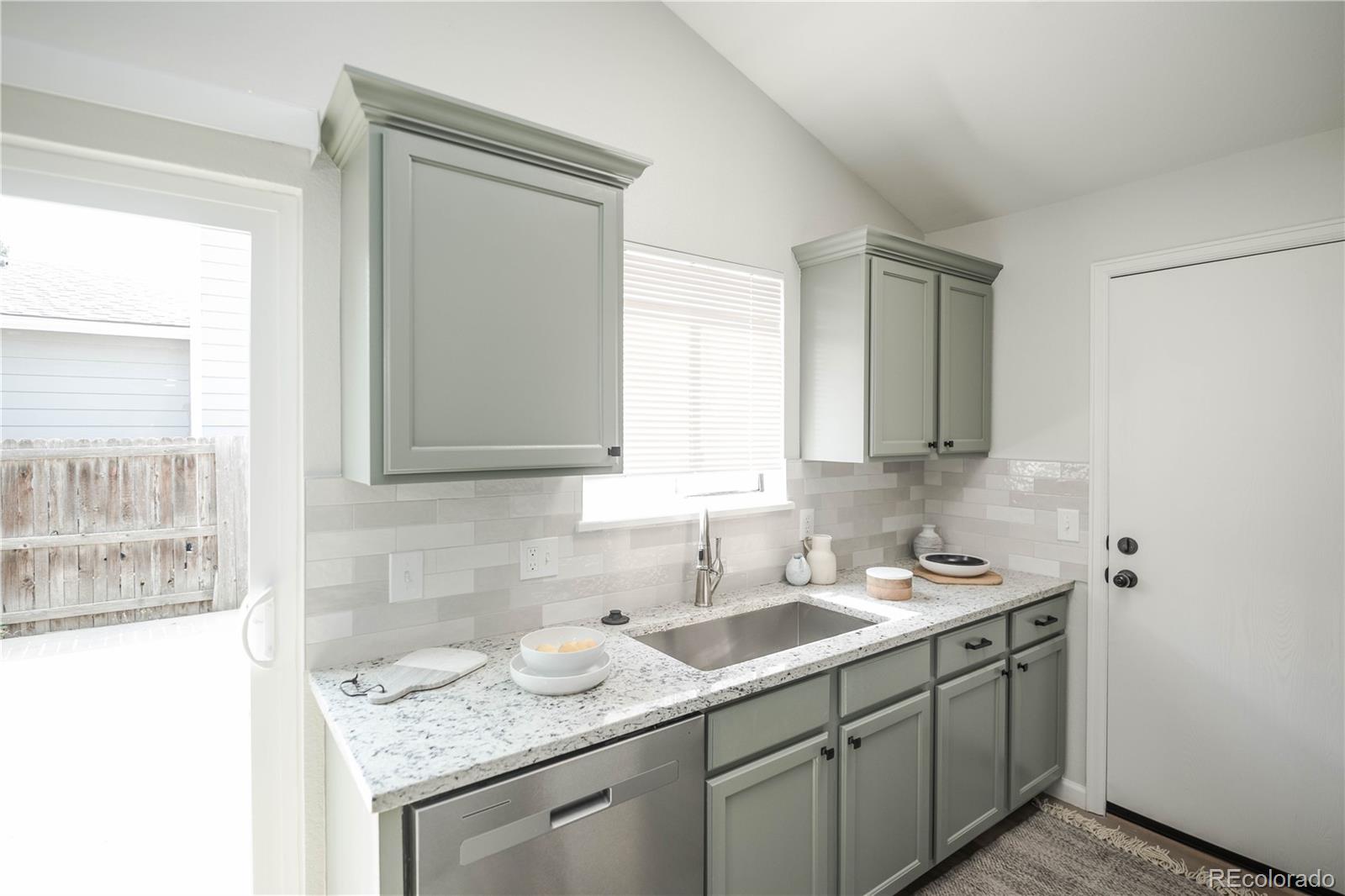MLS Image #6 for 19385 e batavia place,aurora, Colorado
