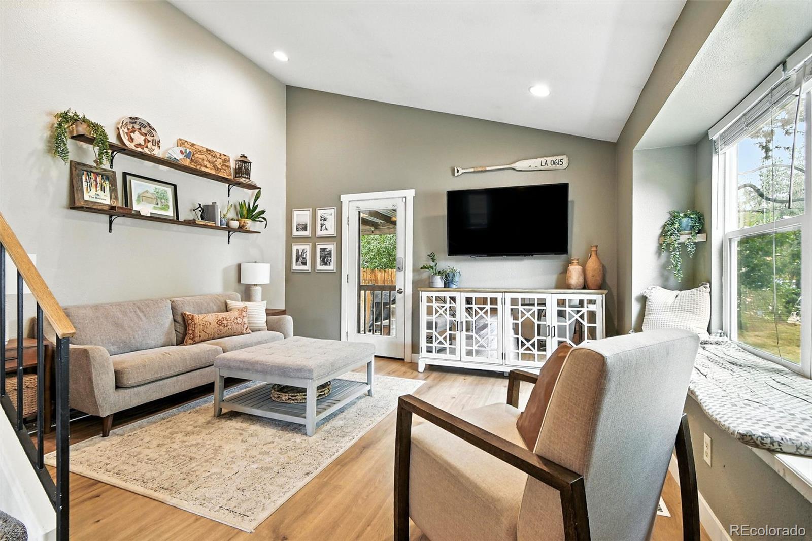 MLS Image #6 for 8621 s estes street,littleton, Colorado