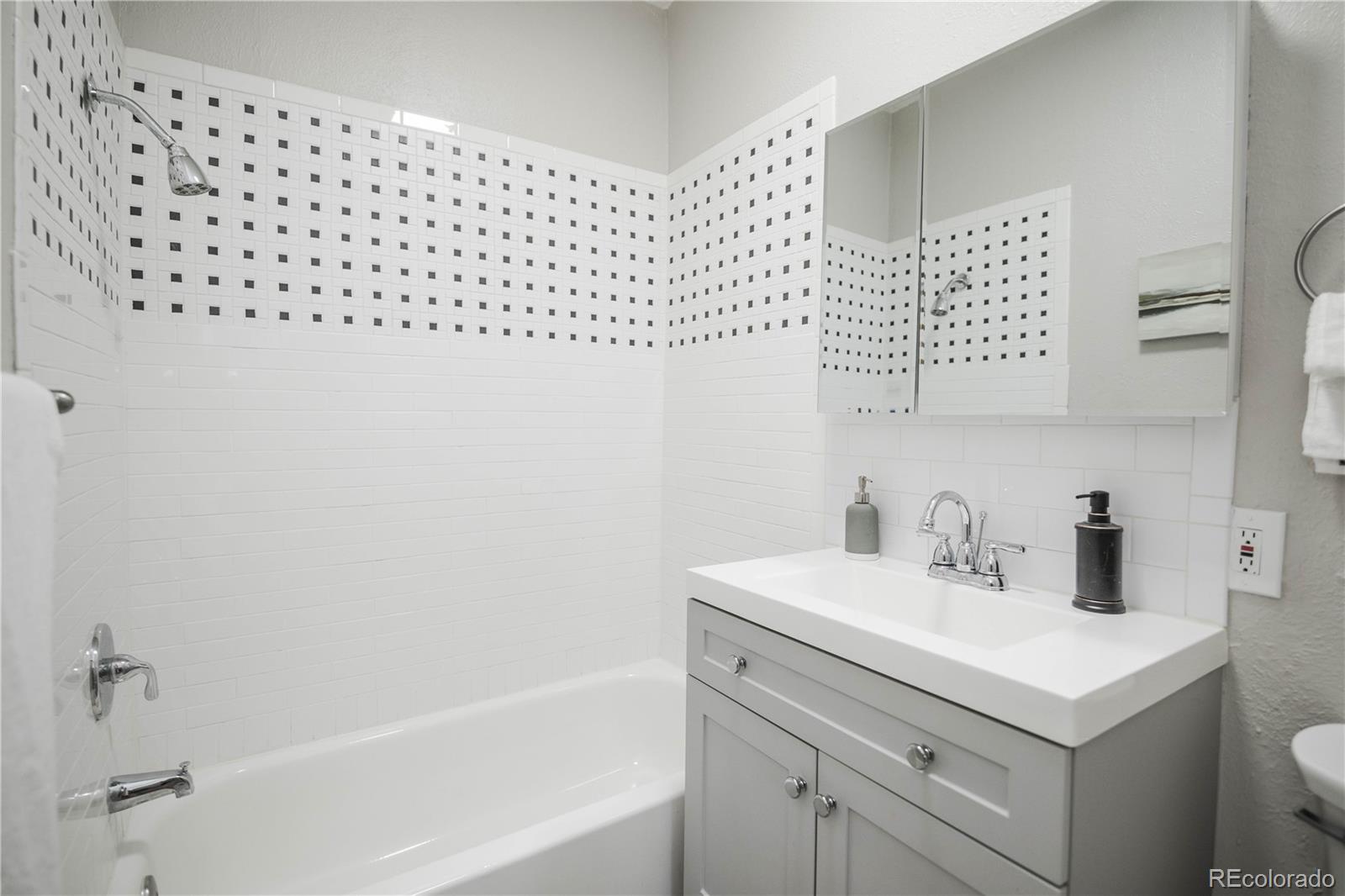 MLS Image #11 for 4924  irving street,denver, Colorado