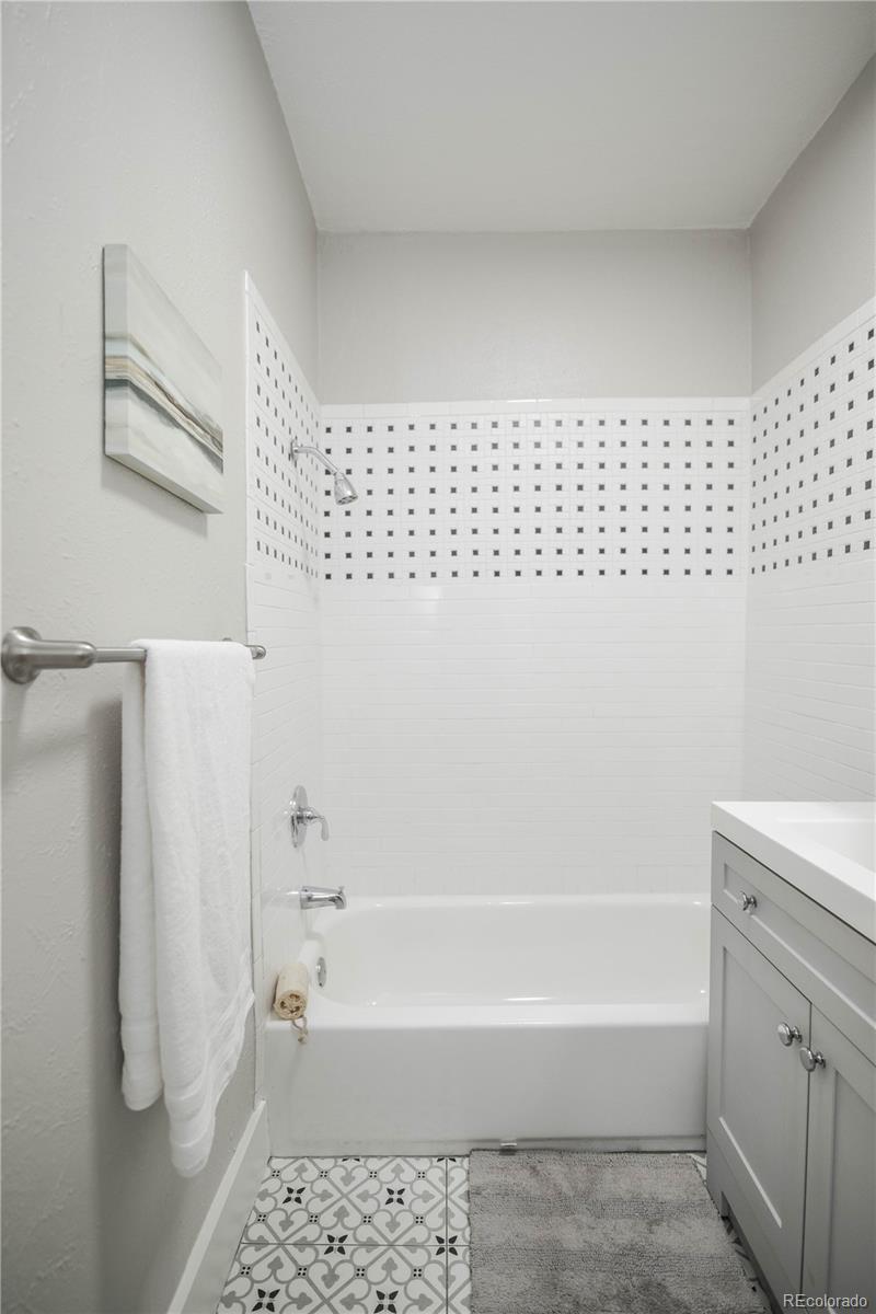 MLS Image #13 for 4924  irving street,denver, Colorado