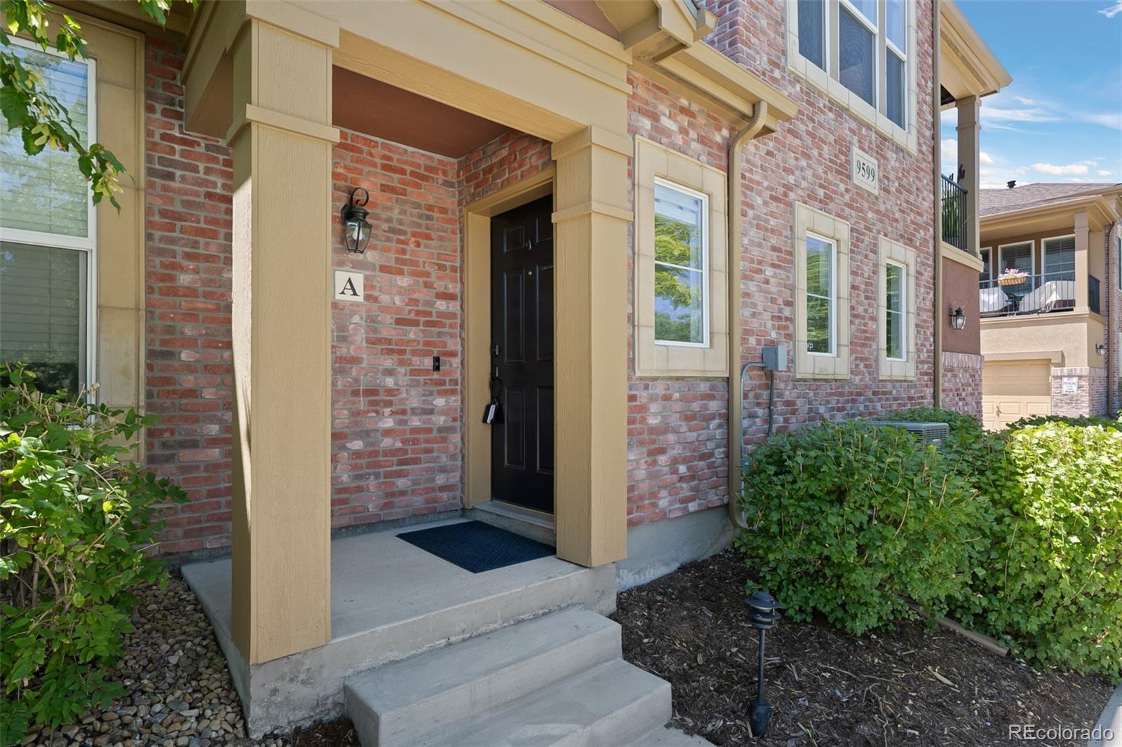 MLS Image #2 for 9599  cedarhurst lane,highlands ranch, Colorado