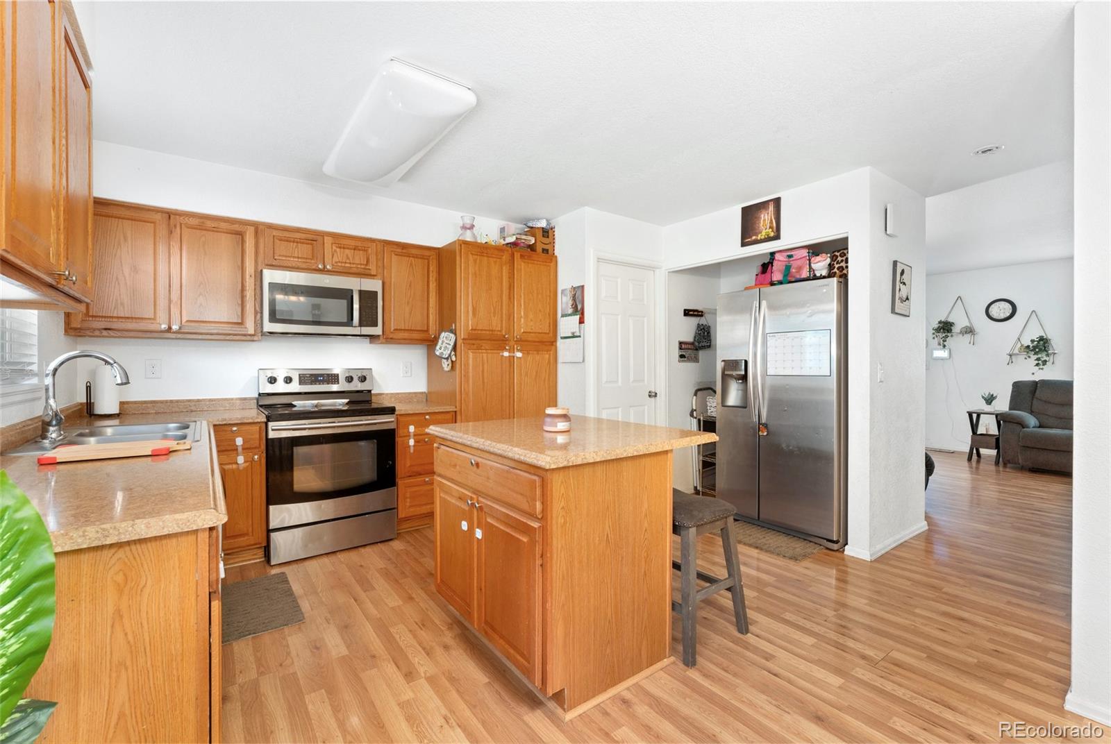 MLS Image #4 for 1649 s ivory circle,aurora, Colorado