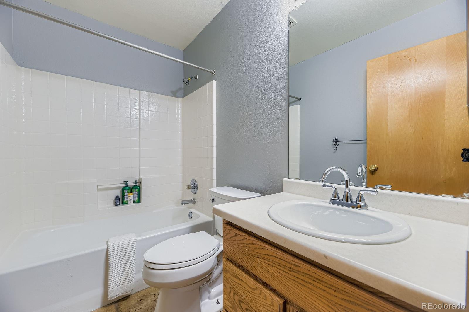 MLS Image #21 for 3925 w kenyon avenue,denver, Colorado
