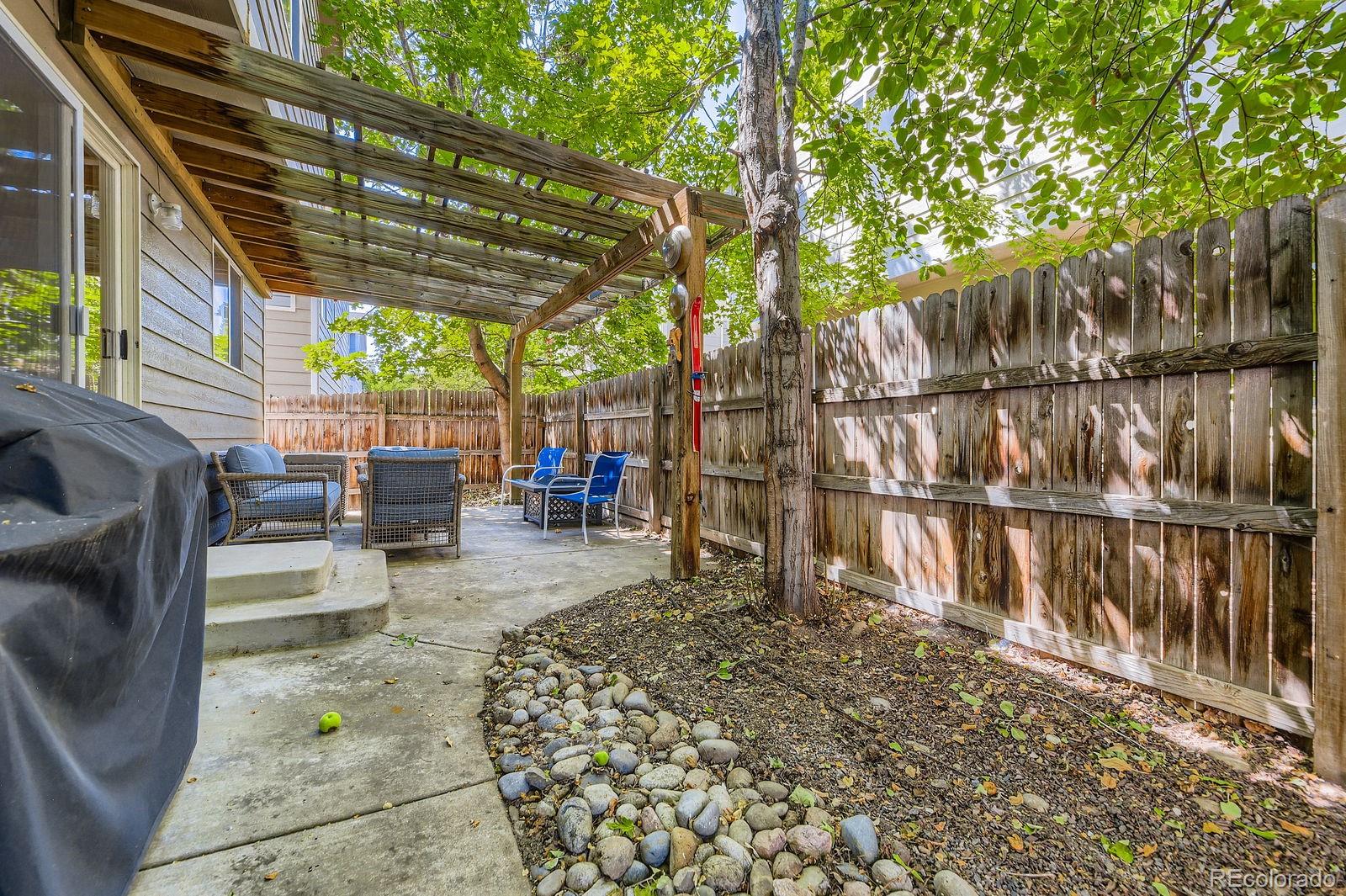 MLS Image #28 for 3925 w kenyon avenue,denver, Colorado