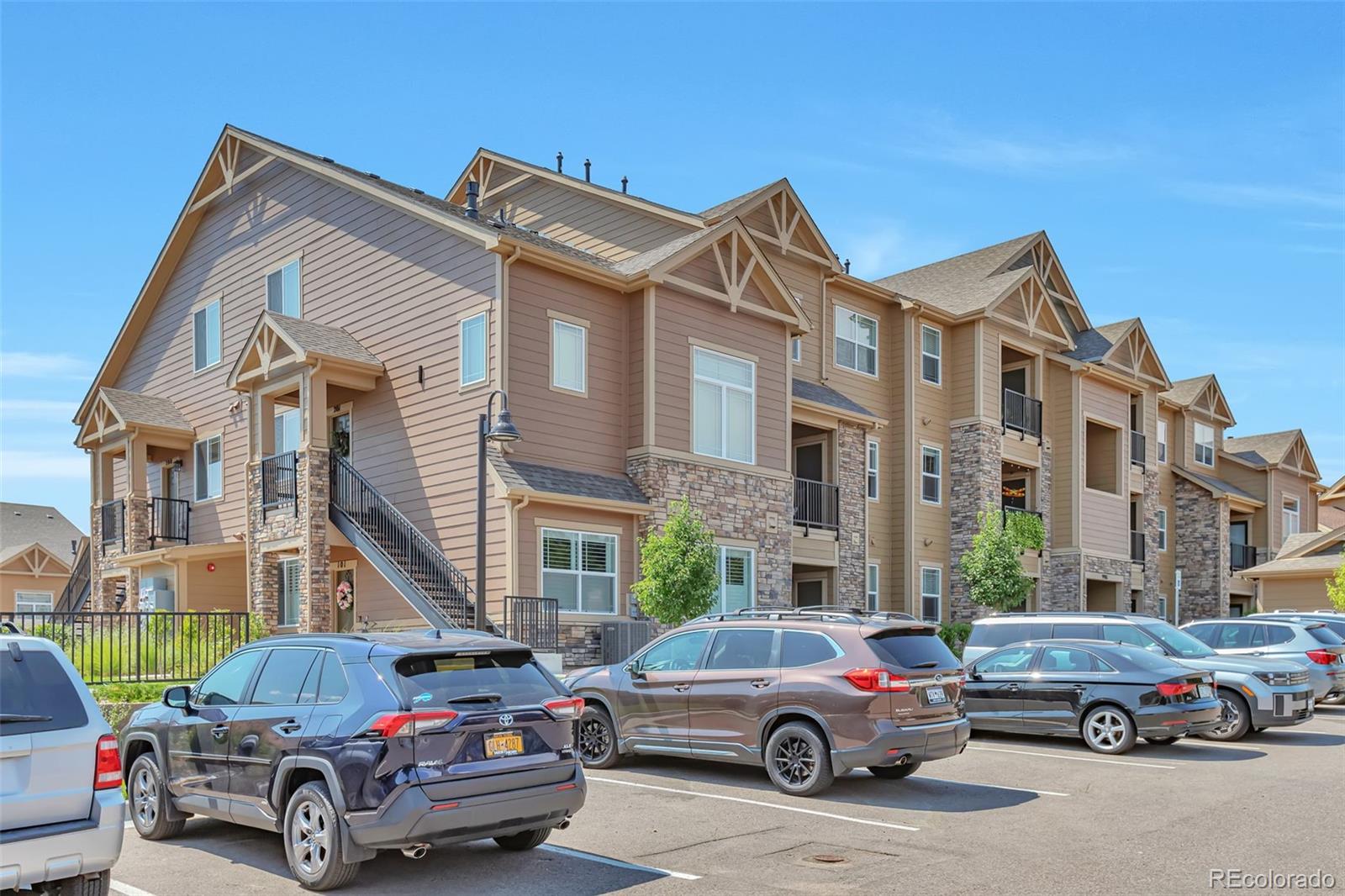 MLS Image #0 for 9981 w victoria place,littleton, Colorado