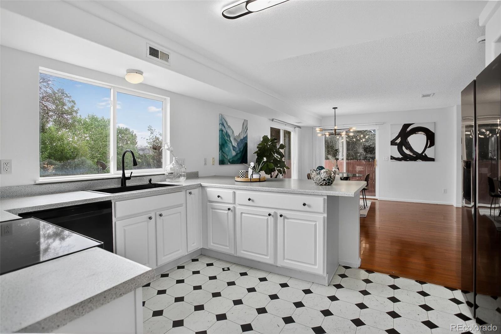 MLS Image #12 for 4054  perth street,denver, Colorado