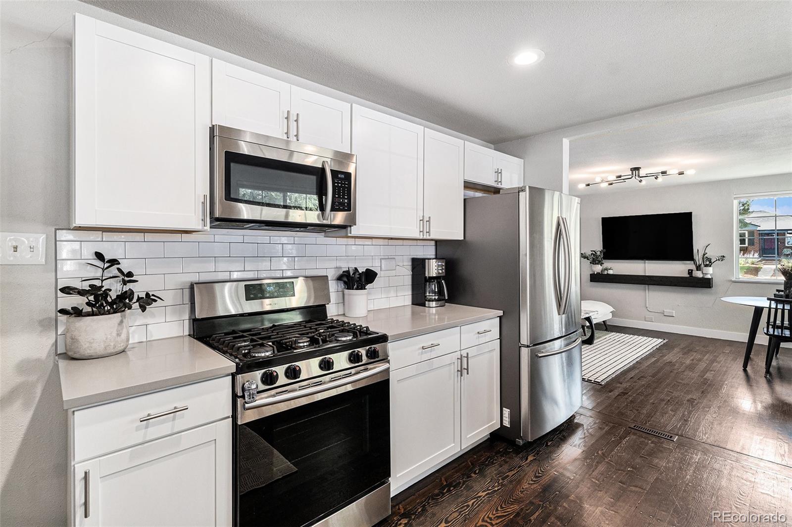MLS Image #8 for 1100  ivanhoe street,denver, Colorado
