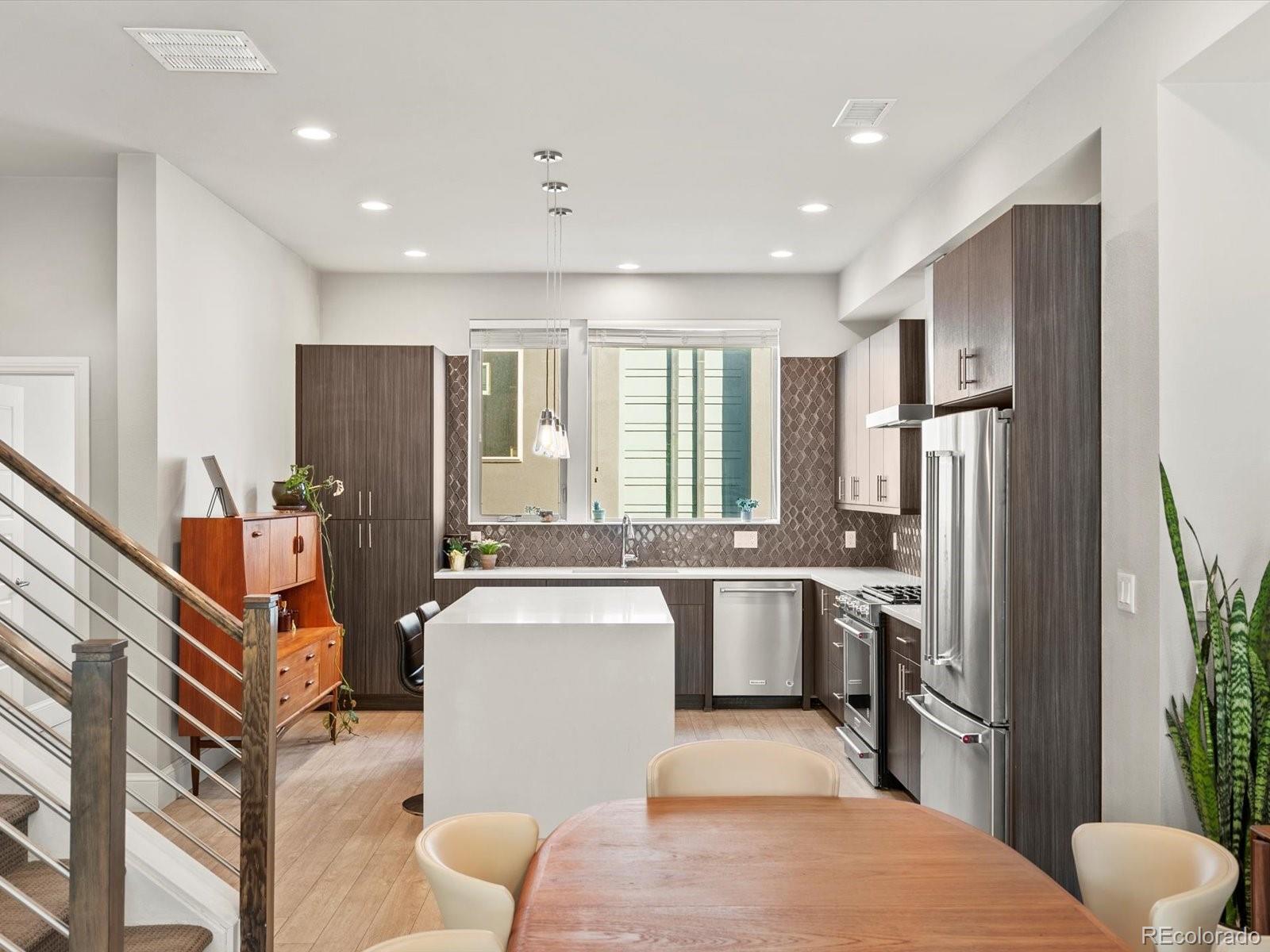MLS Image #10 for 1014  acoma street,denver, Colorado