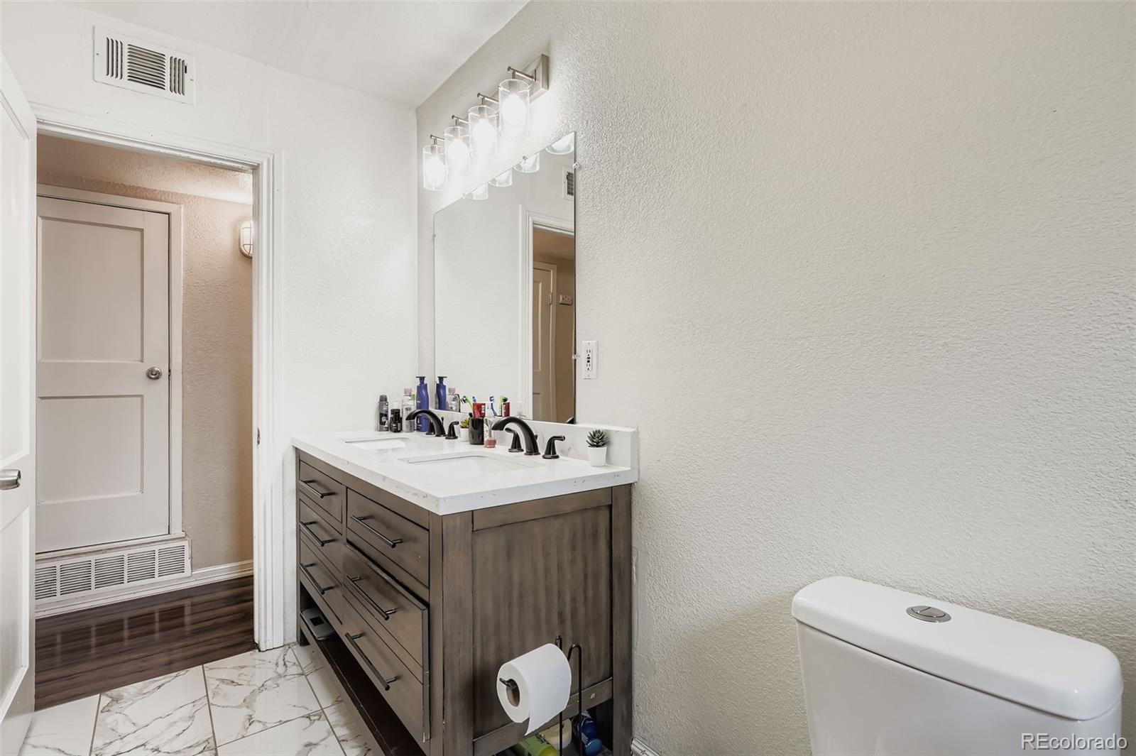 MLS Image #16 for 899  troy street,aurora, Colorado