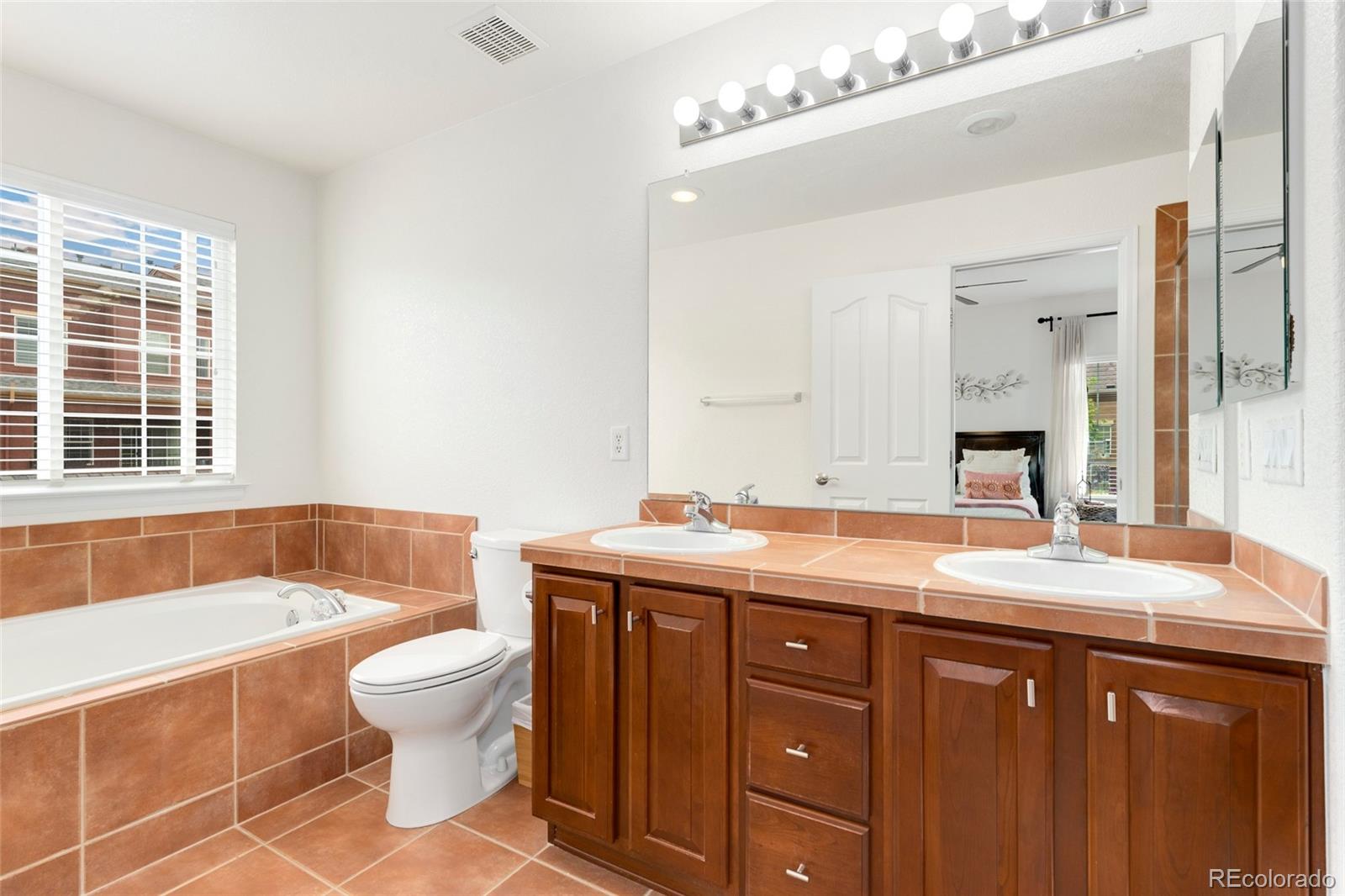 MLS Image #17 for 804  rockhurst drive,highlands ranch, Colorado