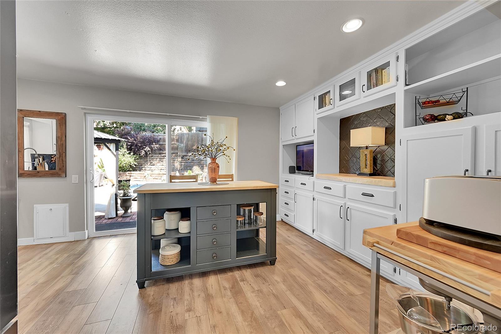 MLS Image #7 for 7887 s trenton street,centennial, Colorado