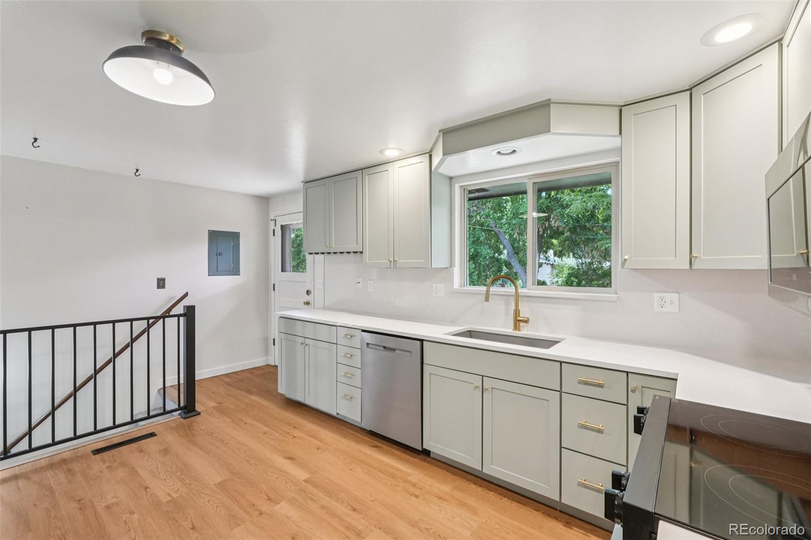 MLS Image #6 for 1423  tweed street,colorado springs, Colorado