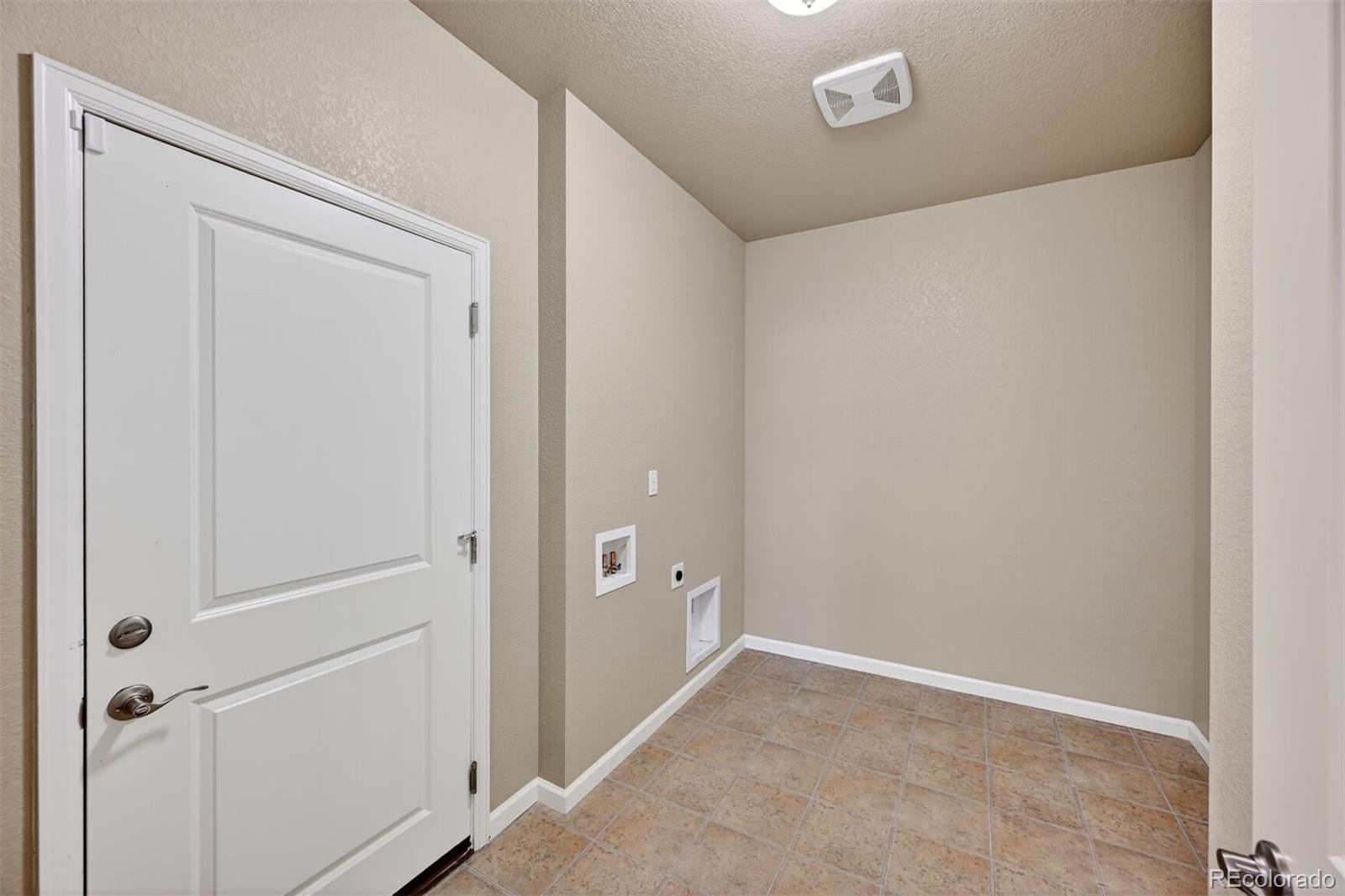MLS Image #14 for 19696 e atlantic drive,aurora, Colorado