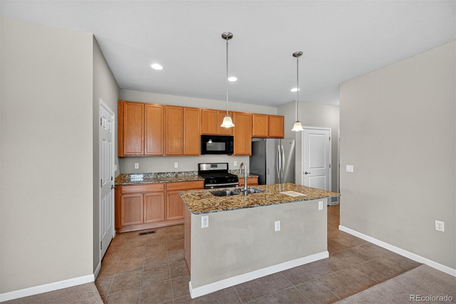 MLS Image #3 for 19696 e atlantic drive,aurora, Colorado