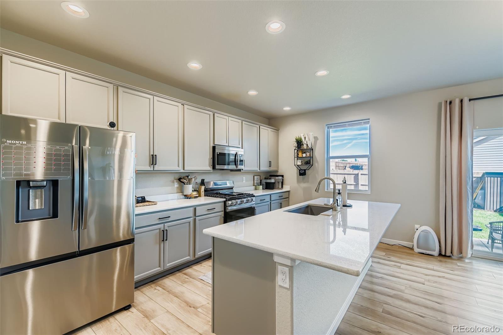 MLS Image #11 for 107  jacobs way,lochbuie, Colorado
