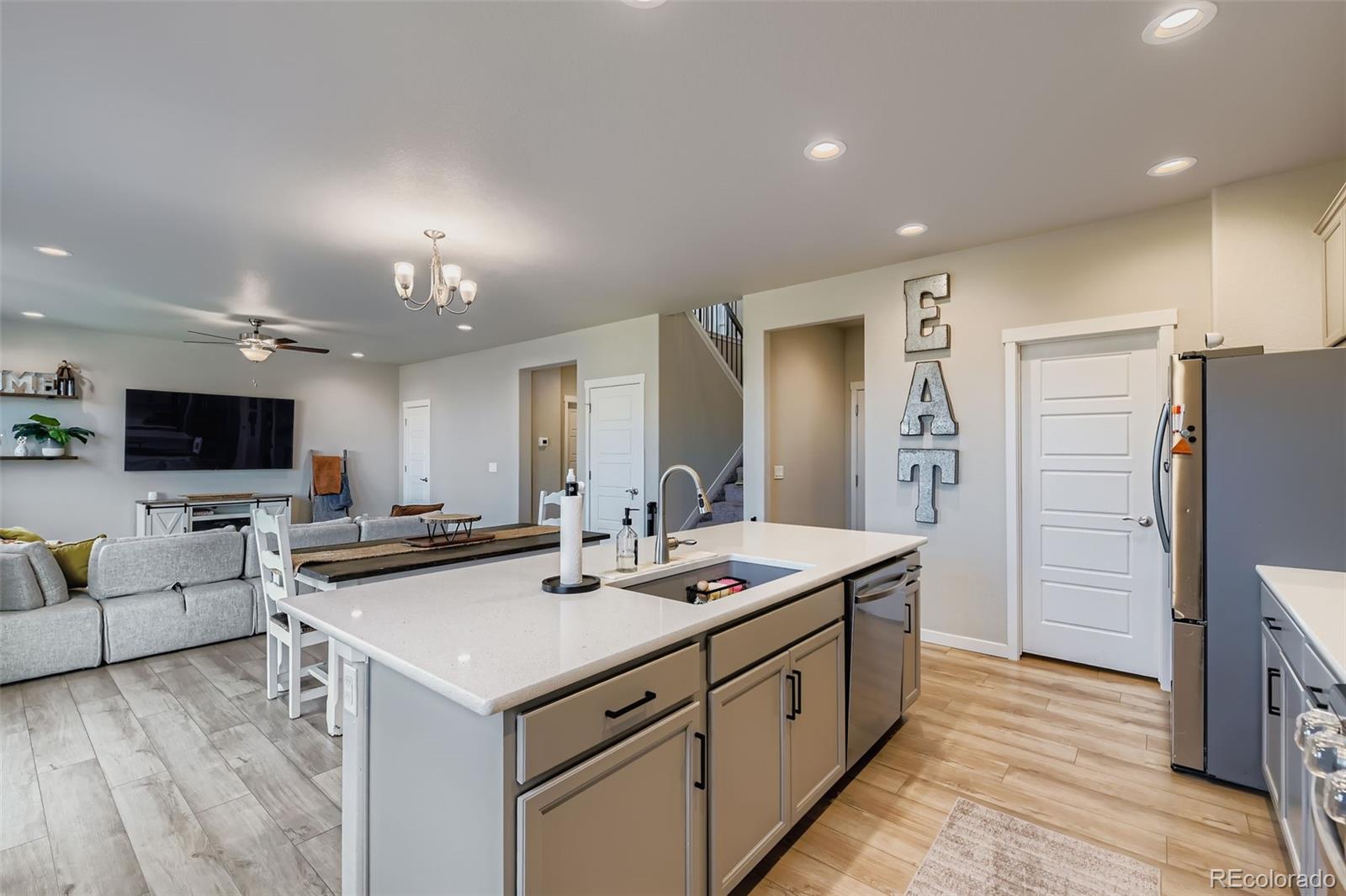 MLS Image #9 for 107  jacobs way,lochbuie, Colorado