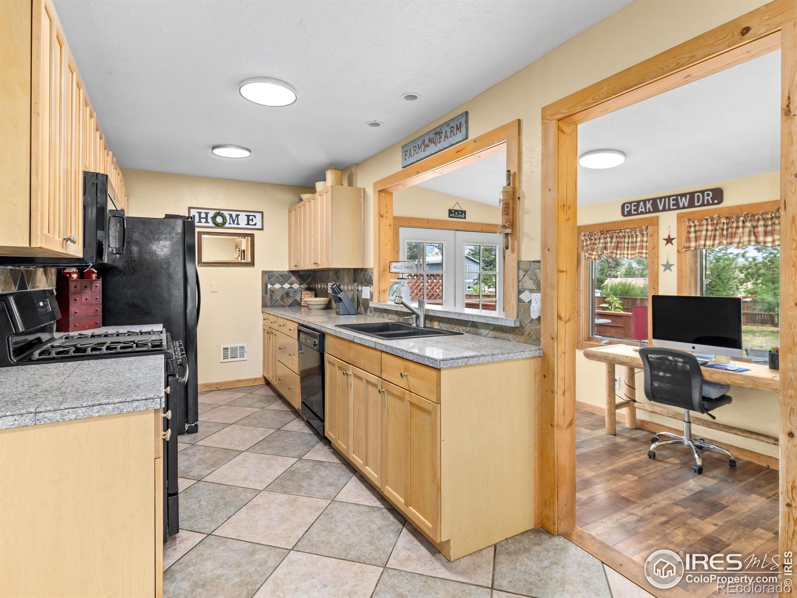 MLS Image #10 for 260  south court,estes park, Colorado