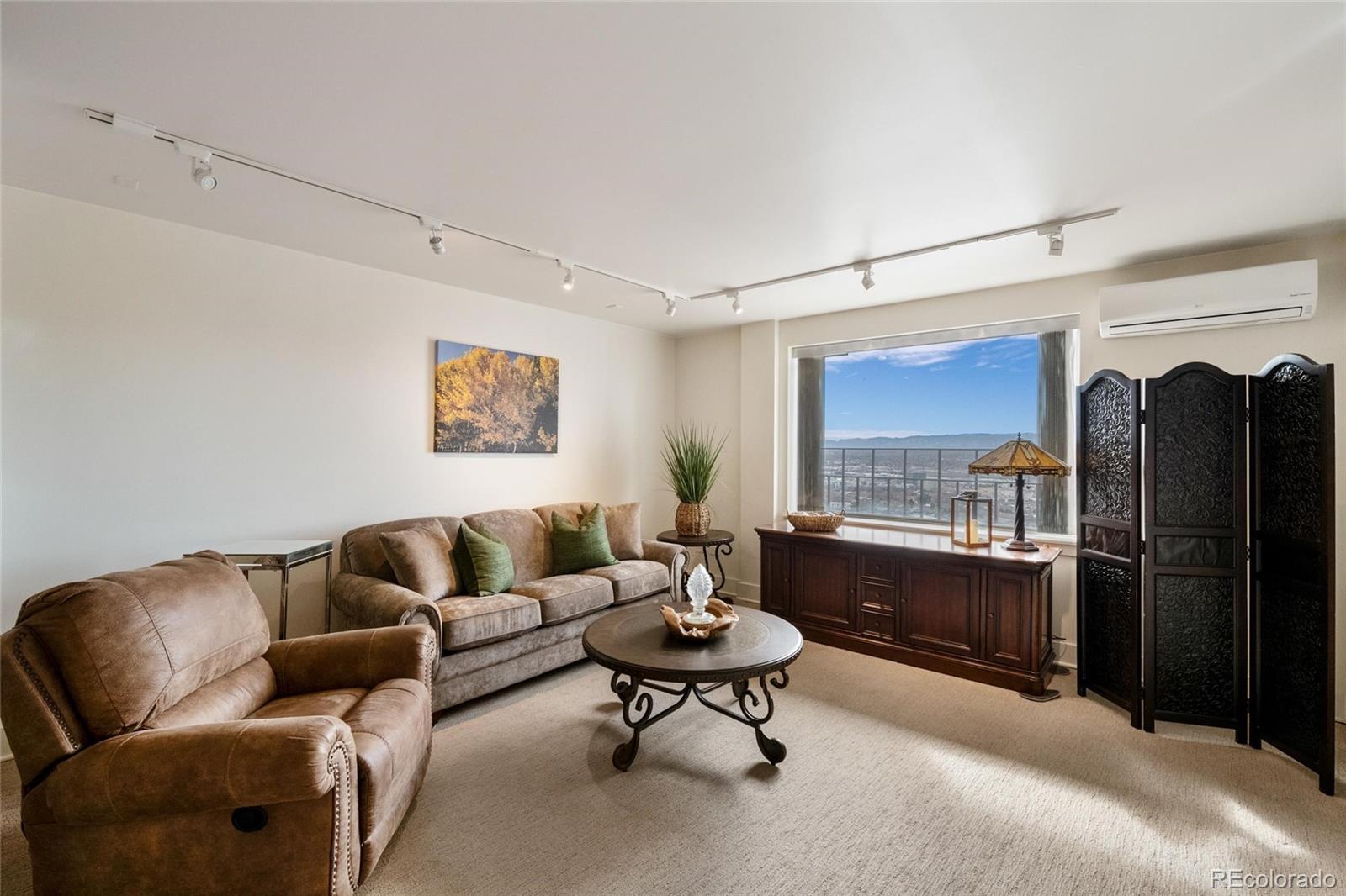 MLS Image #21 for 1020  15th street,denver, Colorado