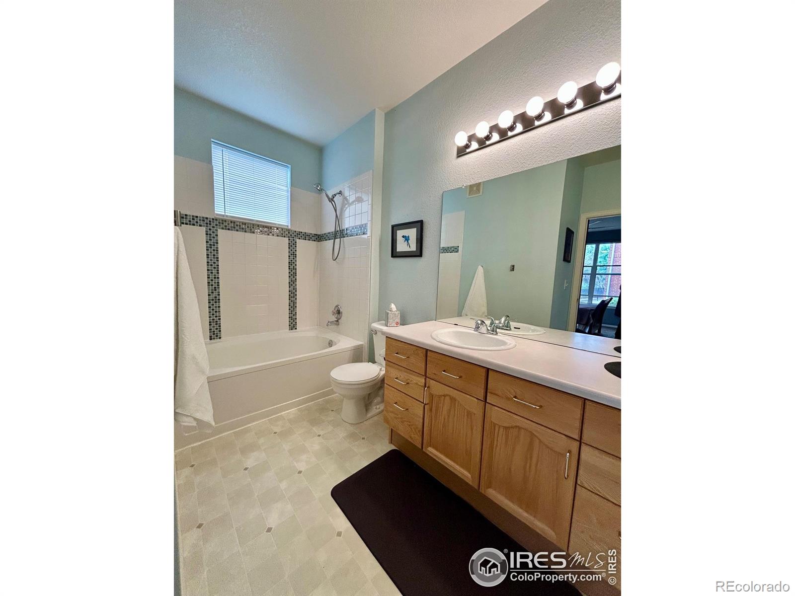 MLS Image #10 for 14323 e 1st drive,aurora, Colorado