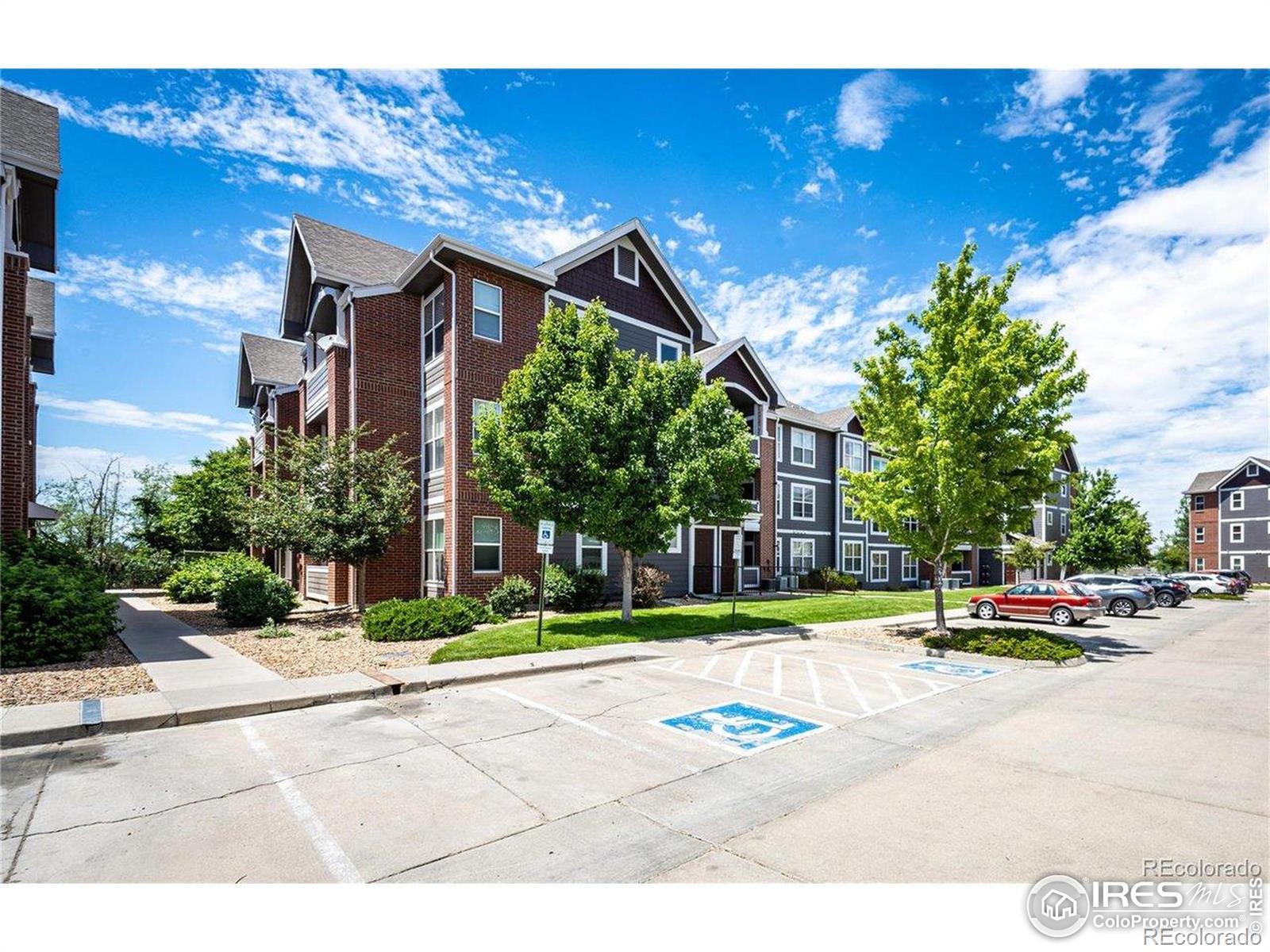 MLS Image #2 for 14323 e 1st drive,aurora, Colorado