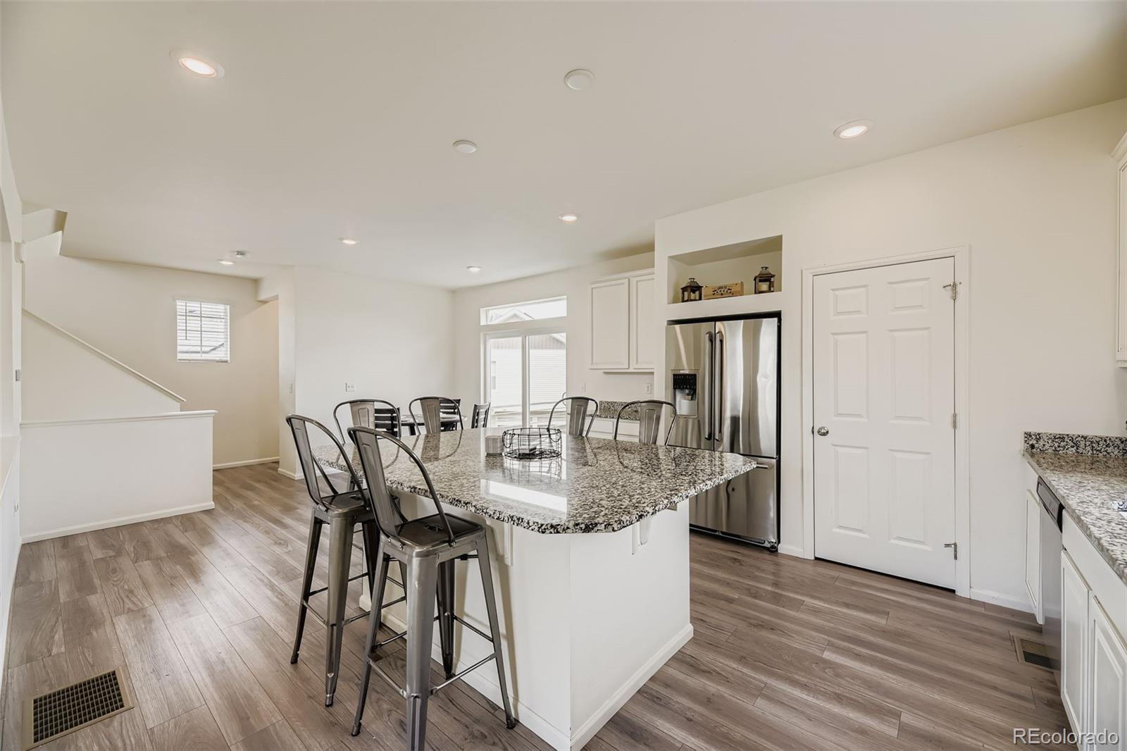 MLS Image #10 for 21865 e 44th place,aurora, Colorado