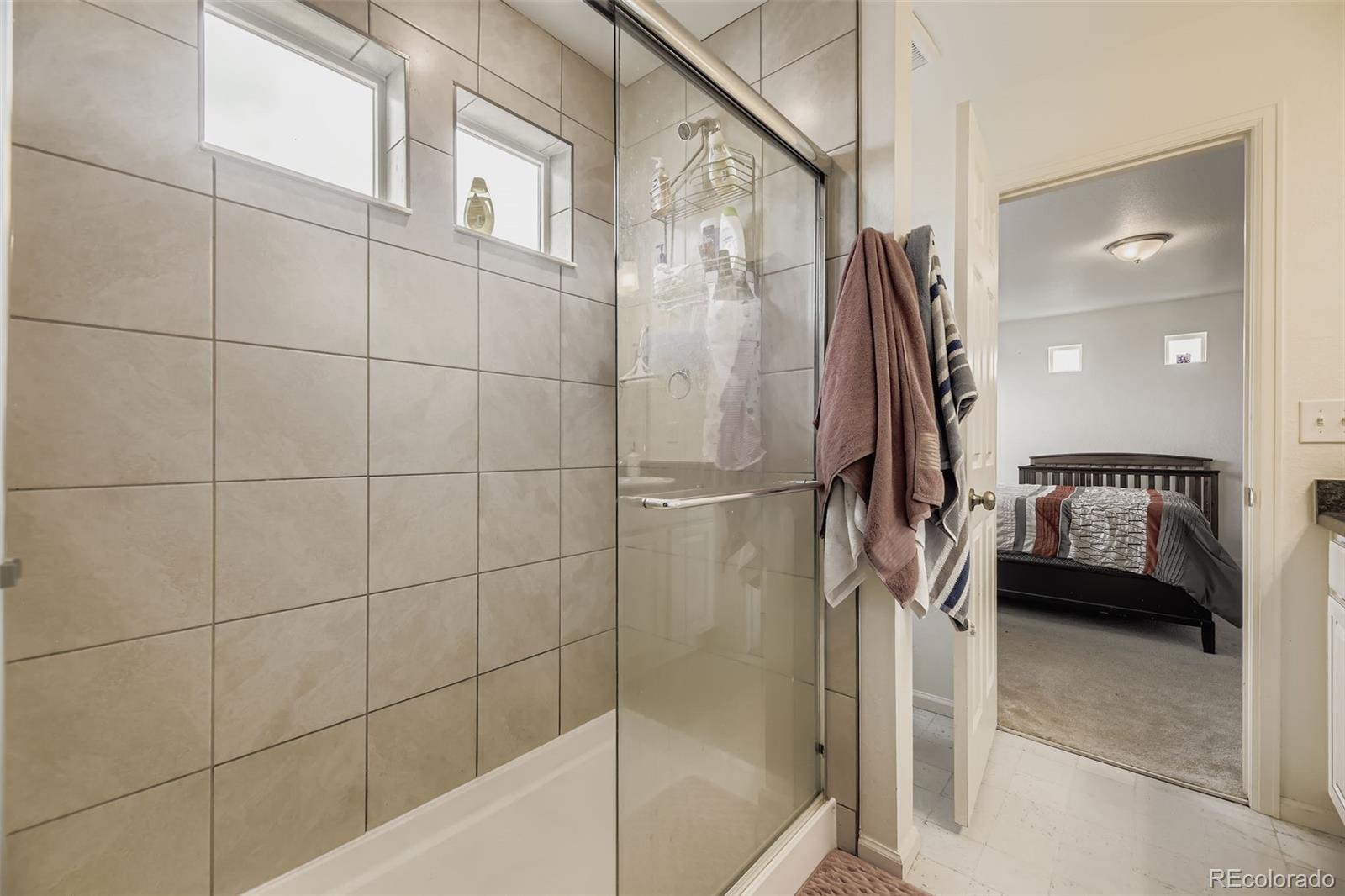 MLS Image #16 for 21865 e 44th place,aurora, Colorado