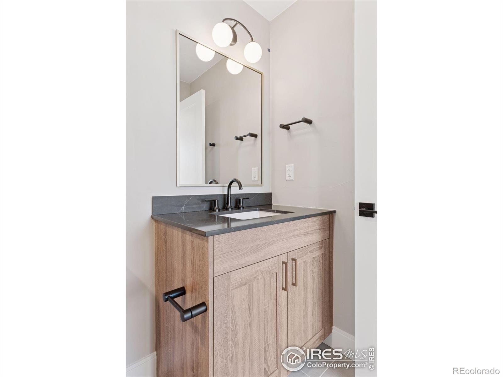 MLS Image #17 for 927  william way,berthoud, Colorado
