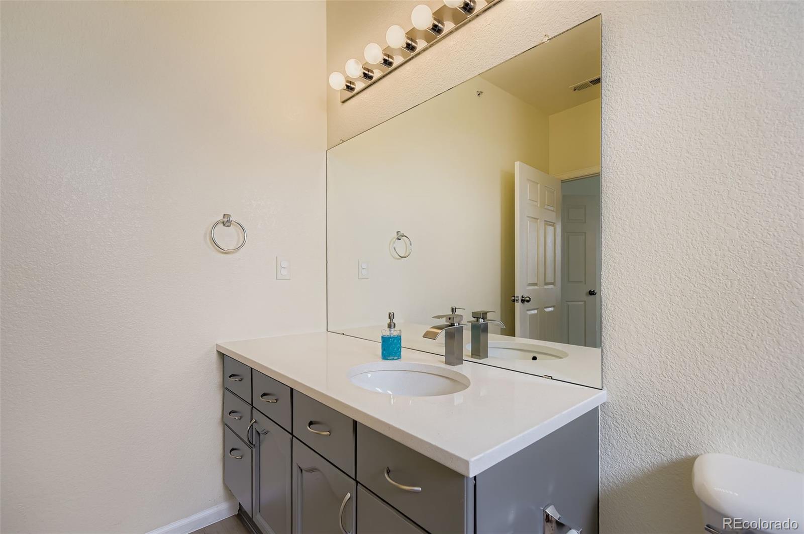 MLS Image #12 for 14211 e 1st drive,aurora, Colorado