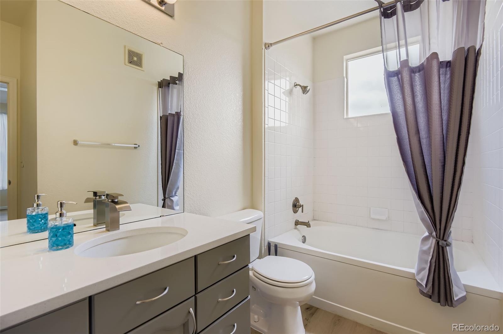 MLS Image #14 for 14211 e 1st drive,aurora, Colorado