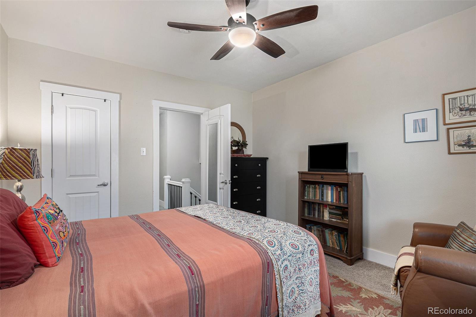 MLS Image #14 for 1220 n logan street,denver, Colorado