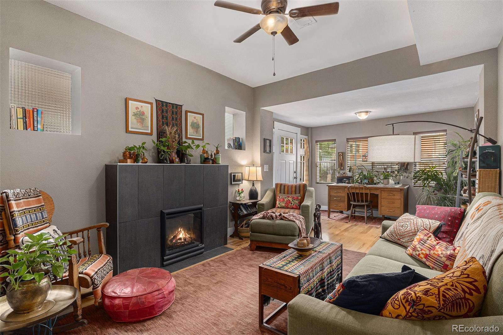 MLS Image #4 for 1220 n logan street,denver, Colorado