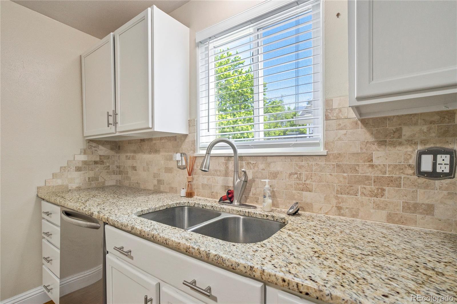 MLS Image #20 for 7765  carr court,arvada, Colorado