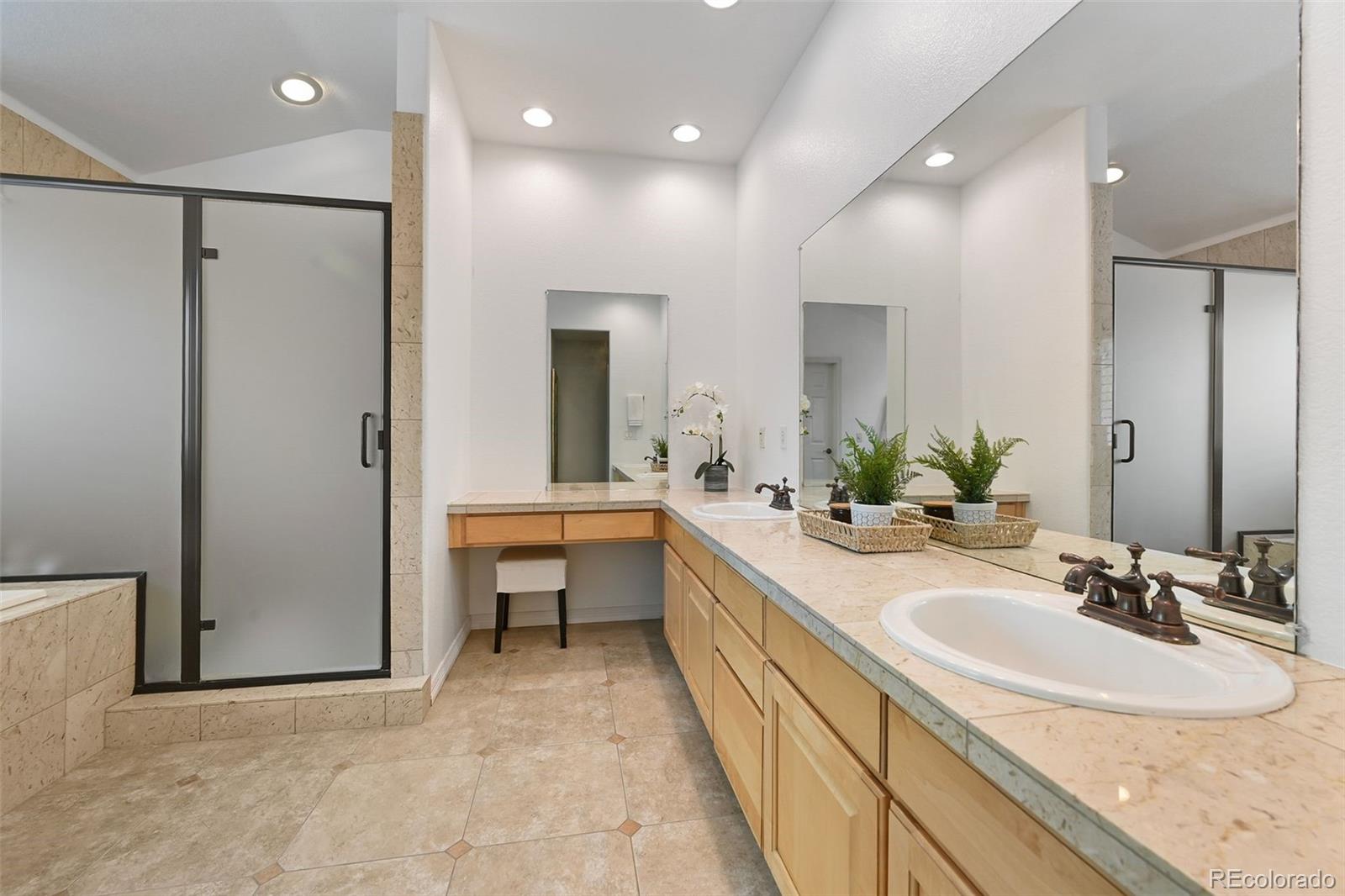 MLS Image #21 for 22199 e costilla drive,aurora, Colorado