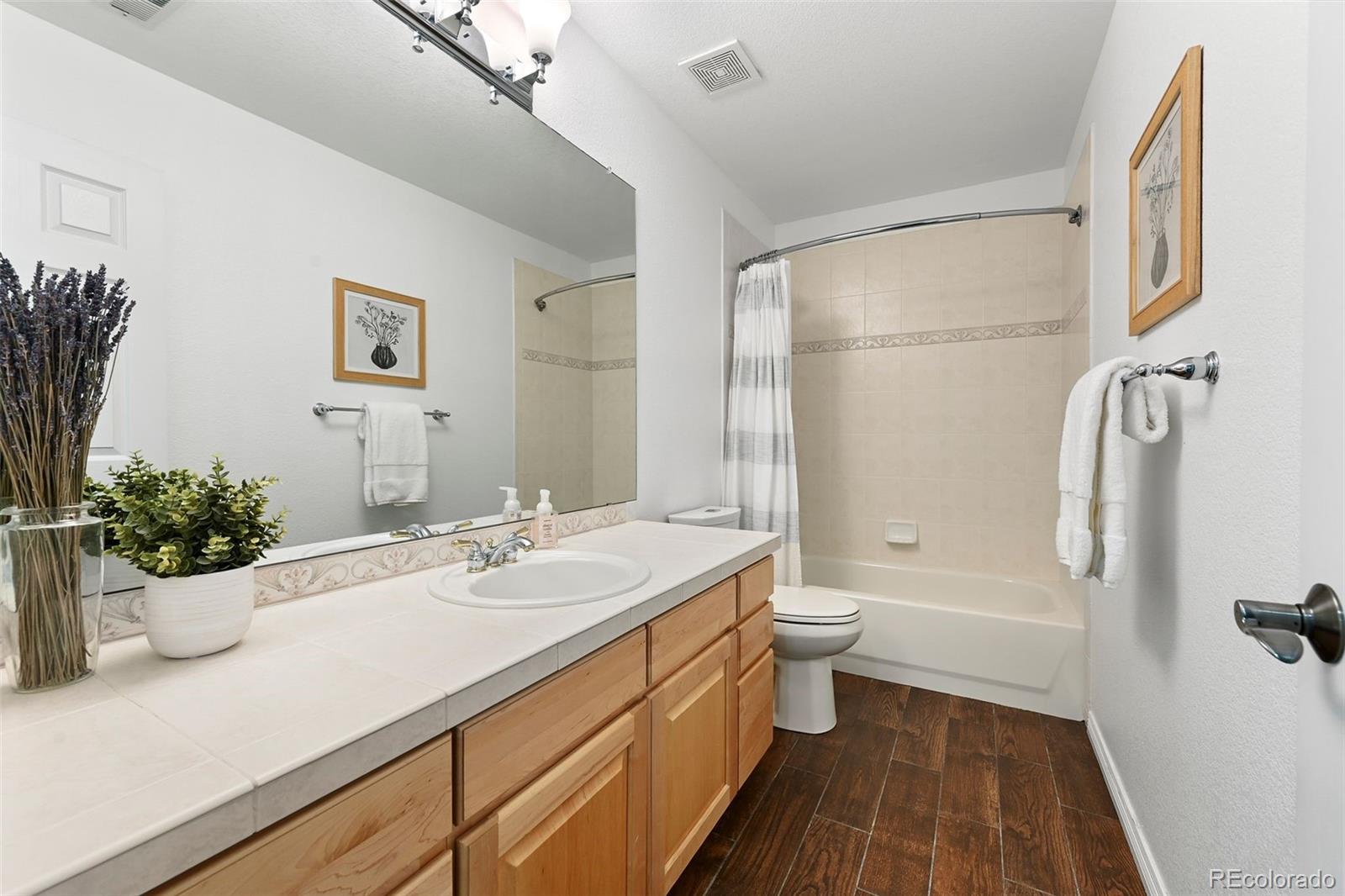 MLS Image #32 for 22199 e costilla drive,aurora, Colorado