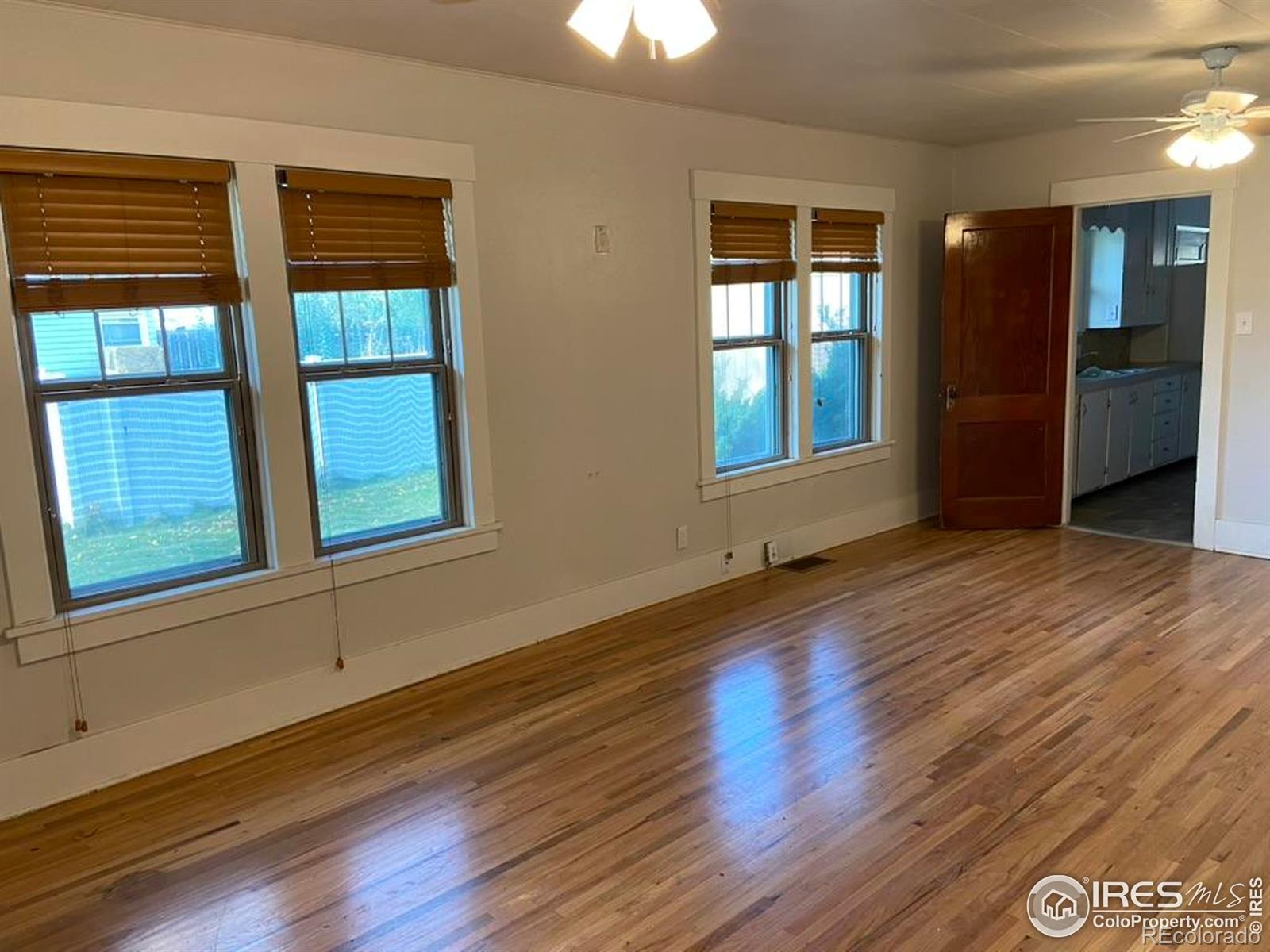 MLS Image #33 for 809  charlotte street,johnstown, Colorado