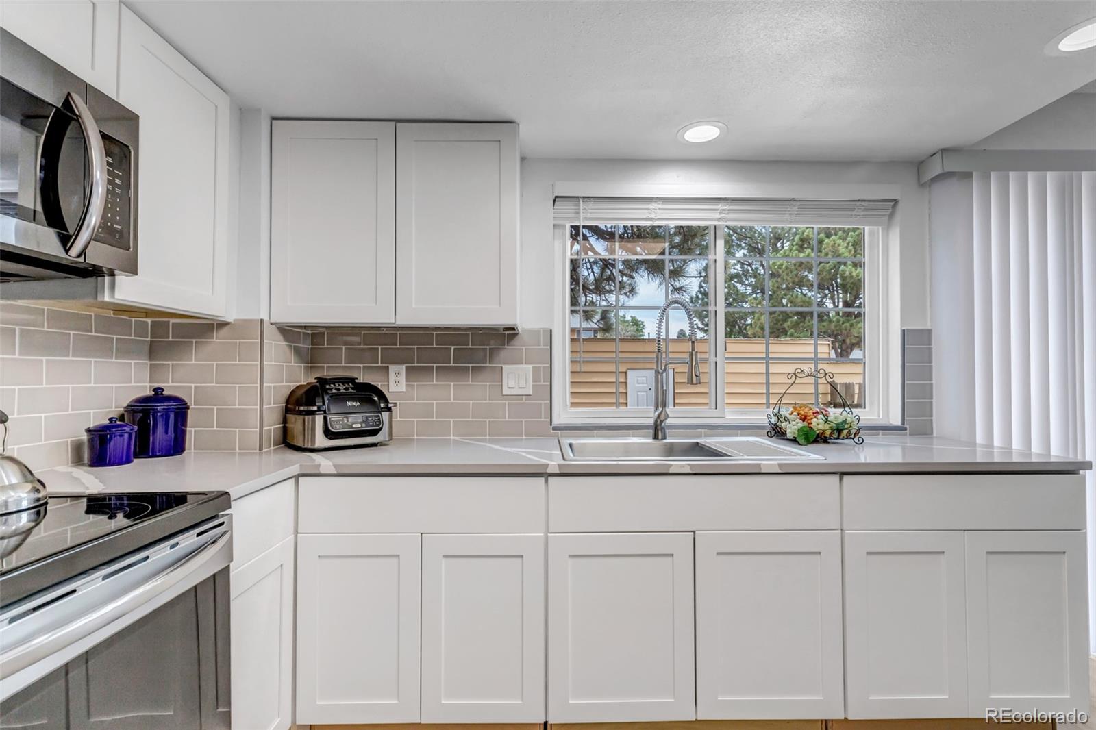 MLS Image #11 for 1195 s troy street,aurora, Colorado